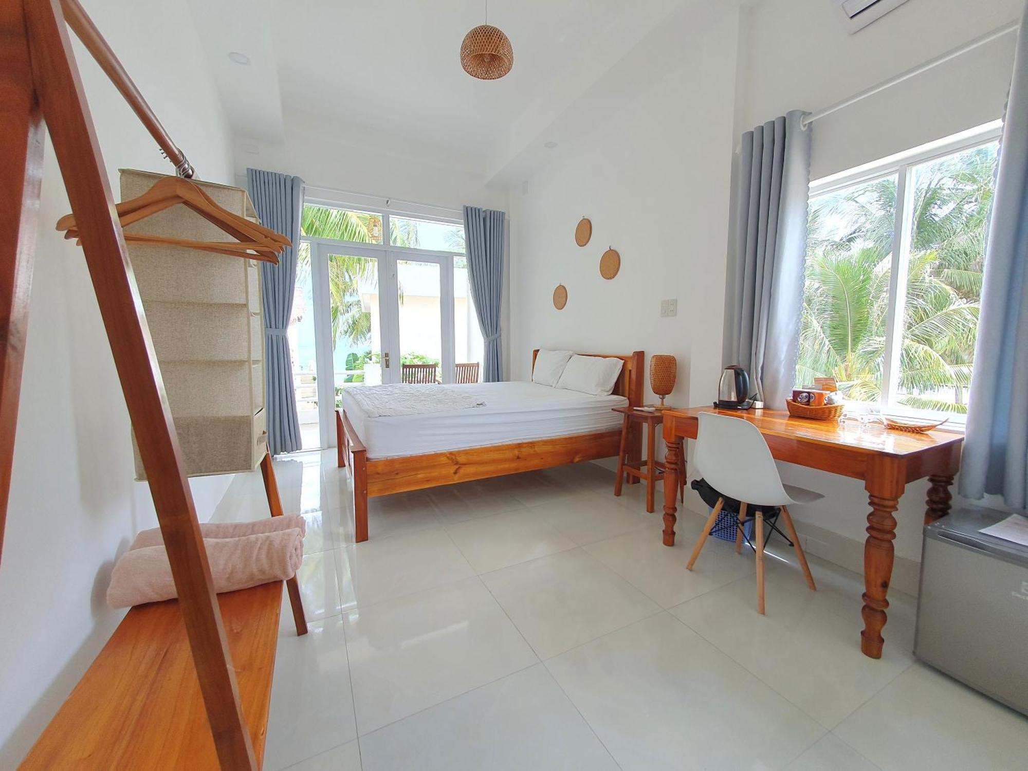 Lucky Spot Beach Bungalow Song Cau ภายนอก รูปภาพ