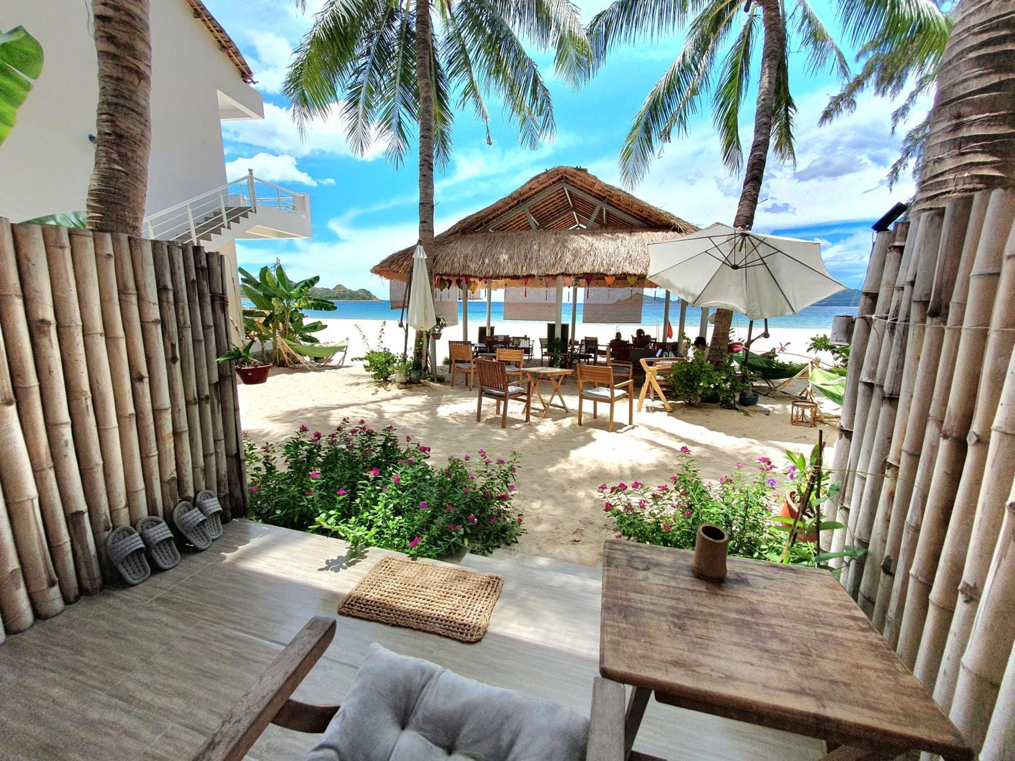 Lucky Spot Beach Bungalow Song Cau ภายนอก รูปภาพ