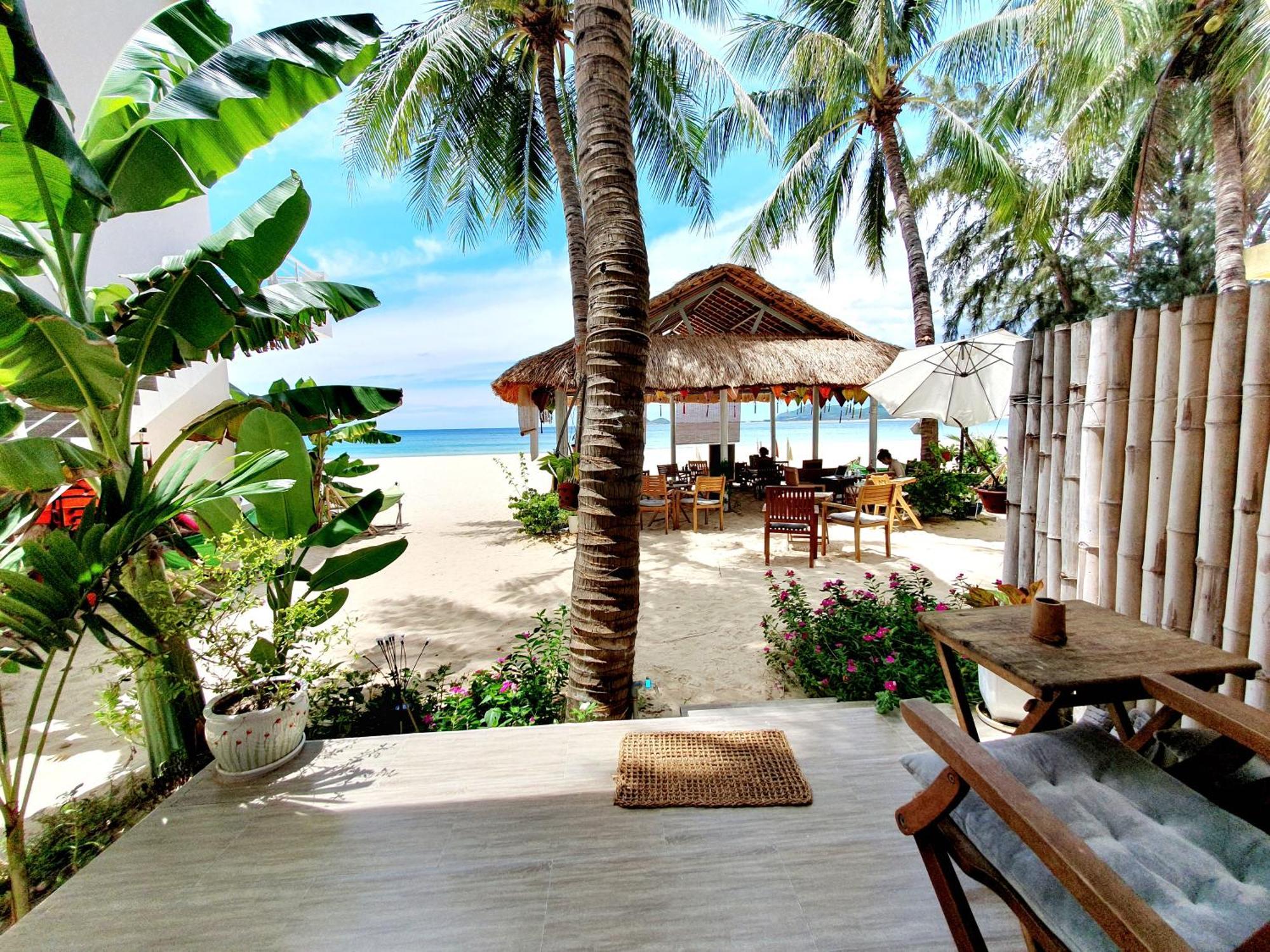 Lucky Spot Beach Bungalow Song Cau ภายนอก รูปภาพ