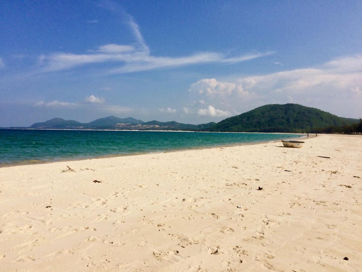 Lucky Spot Beach Bungalow Song Cau ภายนอก รูปภาพ